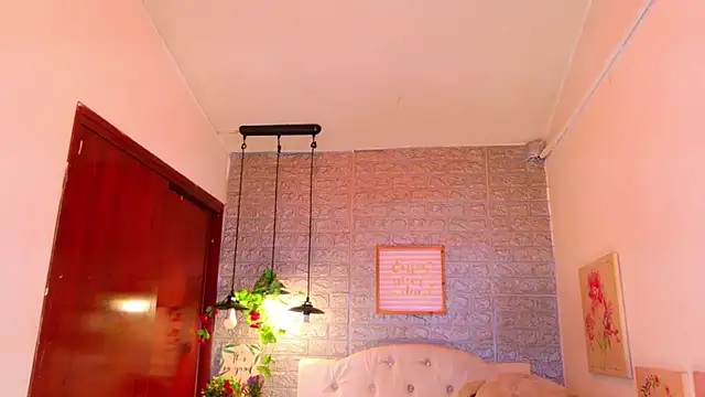 meghan_nill's cam snapshot