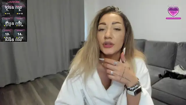 rossana_doll's cam snapshot