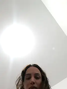 ofjuliaa live sex cam