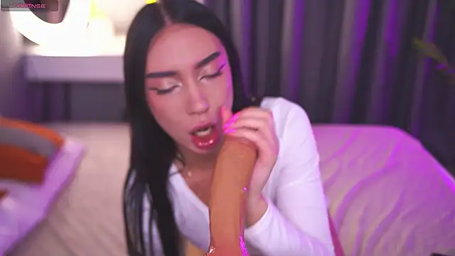 aGaGatha's cam snapshot