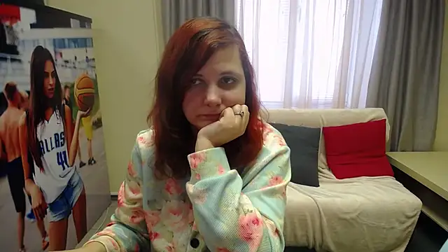 TwoBigSuns's cam snapshot