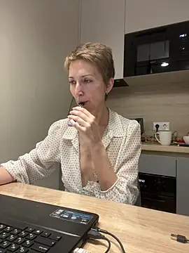 Sensual_Flower's cam snapshot