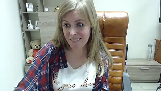 Hot_Milady's cam snapshot