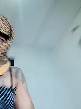 Innsaciable live sex cam