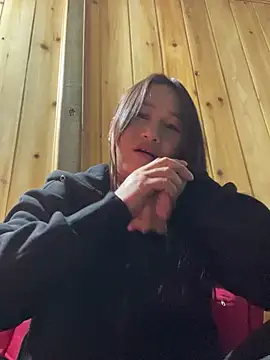 phungtiti live sex cam