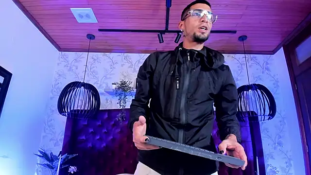 DrakeNeumann live sex cam