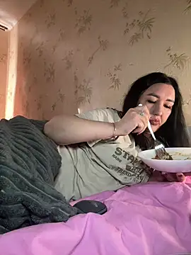 Naughtbaby_2025's cam snapshot