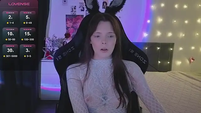 Luna_Navy's cam snapshot