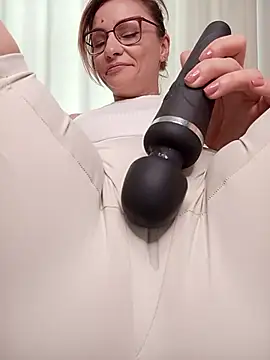 Aniria's cam snapshot