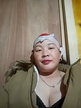 MinaYangon502's cam snapshot