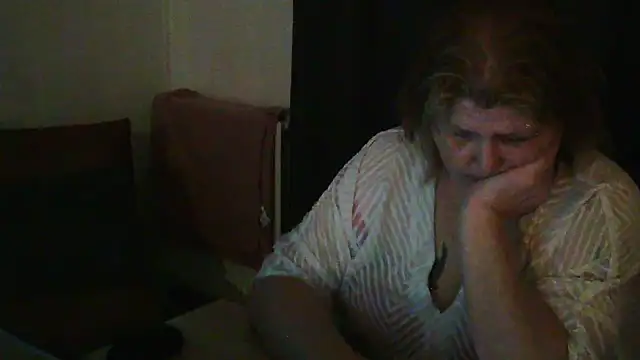 Sylviastar46 live sex cam