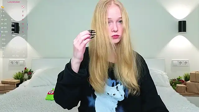 GhisllaineWestler's cam snapshot