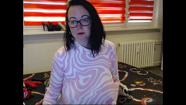 Alexie33's cam snapshot