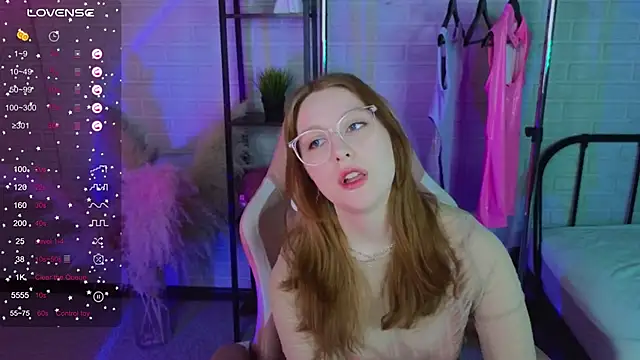 Ginger_Kristin's cam snapshot