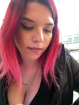 RiriRoseey's cam snapshot