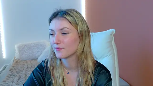 Anaayss_'s cam snapshot