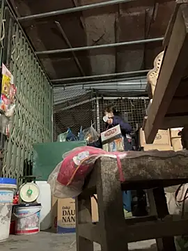 YANINA120 live sex cam