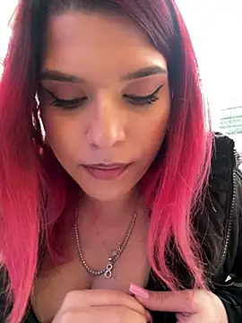 RiriRoseey's cam snapshot