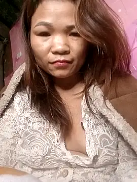 maymay-2000's cam snapshot