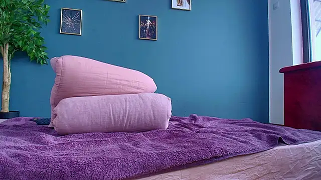 Perfect_Moans's cam snapshot