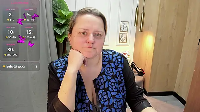 ScarlettSoft live sex cam