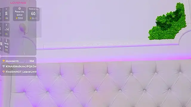 ElisaCharm's cam snapshot