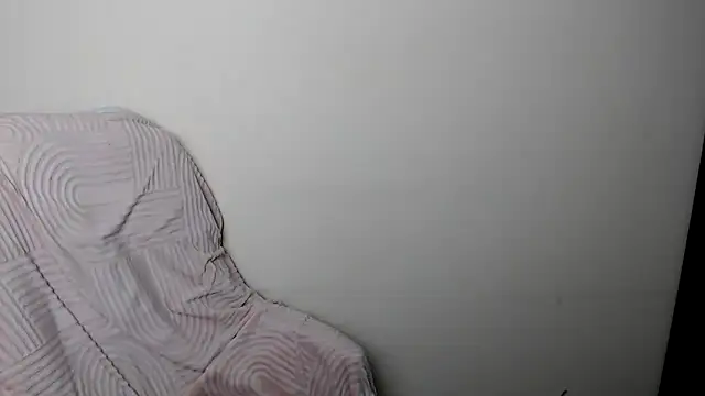 LiaSeass_'s cam snapshot