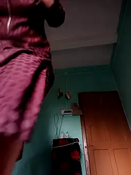 Monisha9876 live sex cam