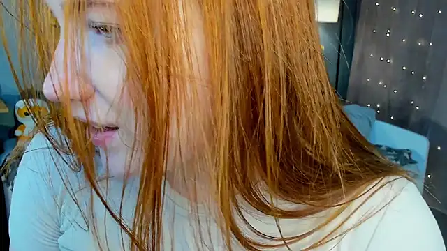 EthalCarlsqq's cam snapshot