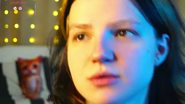 LatinaHuguenin's cam snapshot