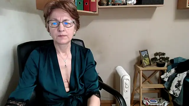 katemodel's cam snapshot