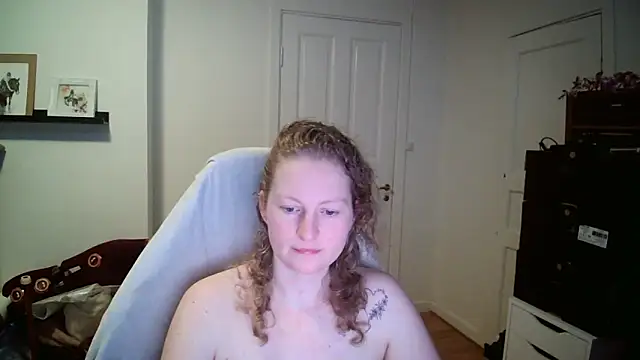 Girlnina-1995's cam snapshot