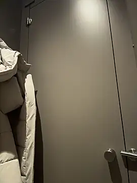 KristiRich's cam snapshot