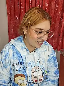 mila_curvy's cam snapshot