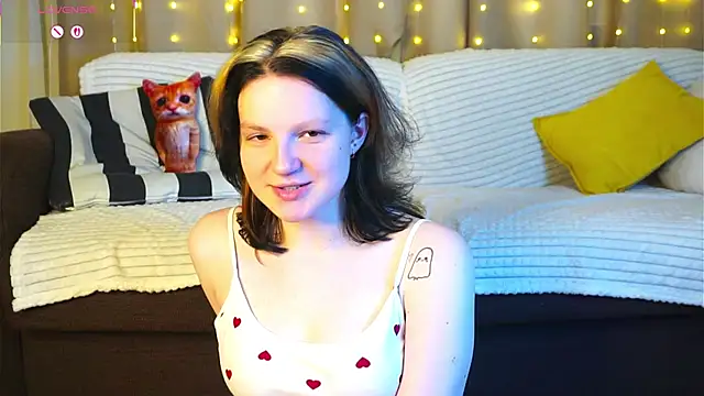 LatinaHuguenin's cam snapshot