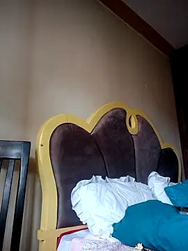 Skinnie_s's cam snapshot