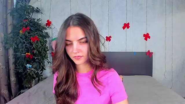 Milana_Crystal_'s cam snapshot