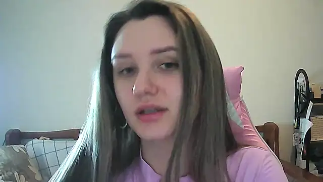 Caymira's cam snapshot