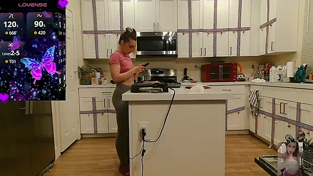 Blondiewithanass's cam snapshot