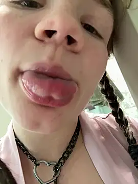 Cutiepiespanks live sex cam