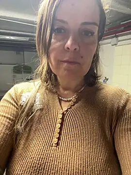 Sunbelxx's cam snapshot