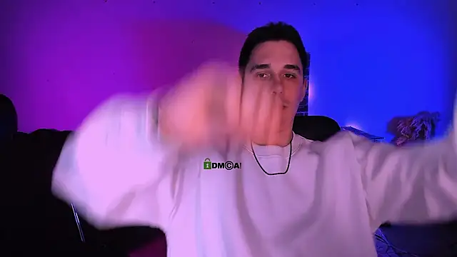 lucas_long_ live sex cam