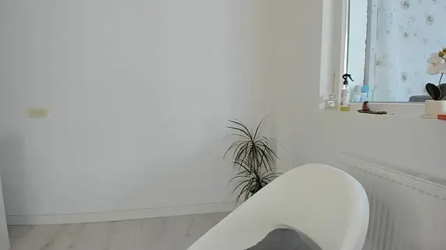 DiamondKay's cam snapshot