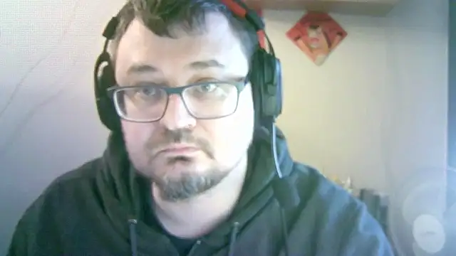 SirAbuser's cam snapshot