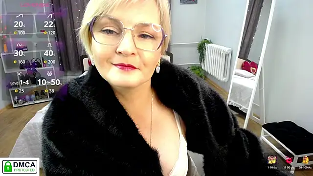 BlondeBrilliant7's cam snapshot