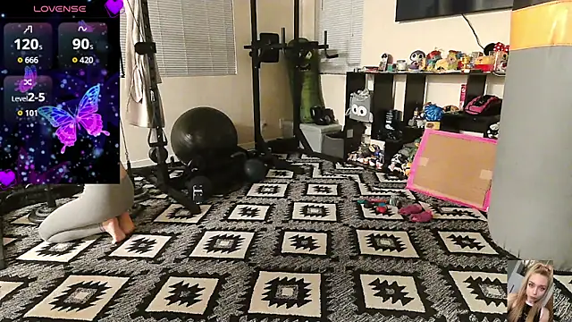 Blondiewithanass's cam snapshot