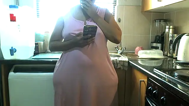 NewBeginnings8's cam snapshot