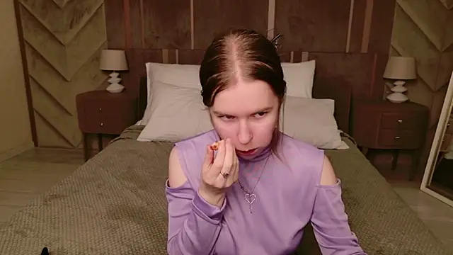 Alida_Brice's cam snapshot