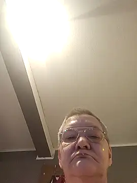 milfchantal4's cam snapshot