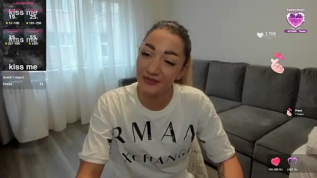 rossana_doll's cam snapshot